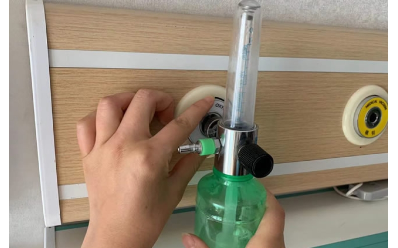 中心供氧系統(tǒng)濕化瓶在使用中會(huì)遇到哪些問(wèn)題？